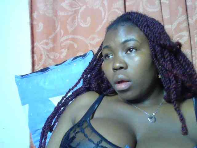 sexyebonita1 webcam