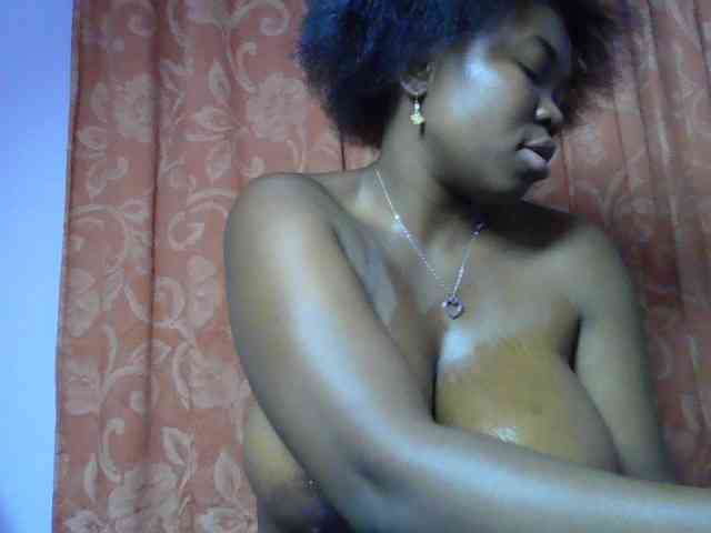 sexyebonita1 webcam