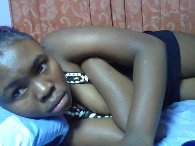 sexyebonita1 webcam