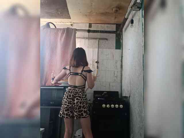 Karina-myau webcam