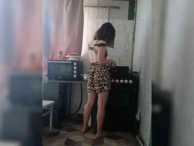 Karina-myau webcam