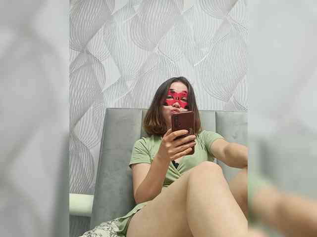 Karina-myau webcam