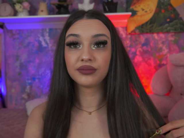 ZaraFeline live cam on BongaCams