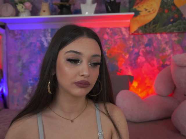 ZaraFeline live cam on BongaCams