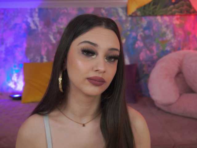 ZaraFeline live cam on BongaCams
