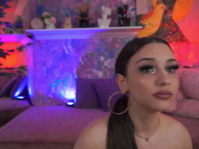 ZaraFeline webcam