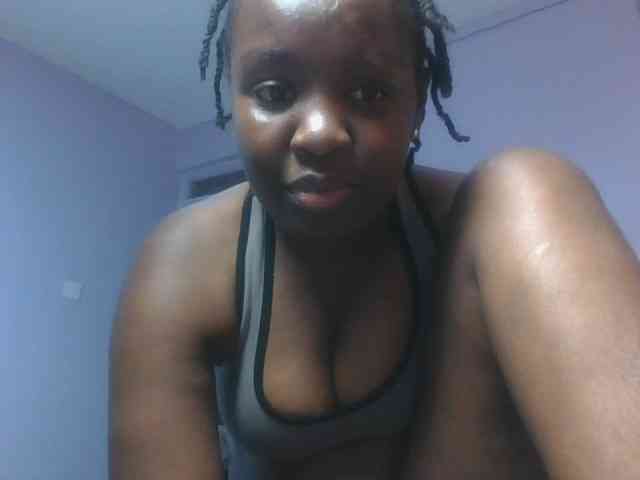 SweetAriah webcam