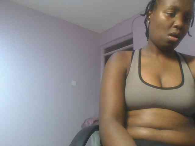 SweetAriah webcam
