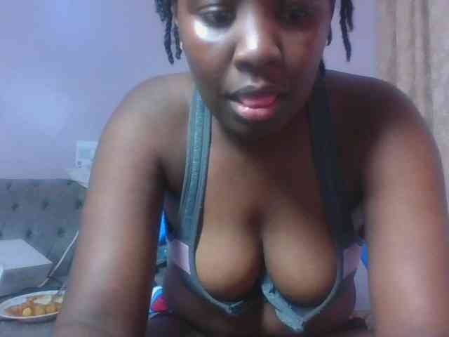 SweetAriah webcam