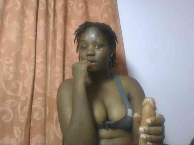 SweetAriah webcam