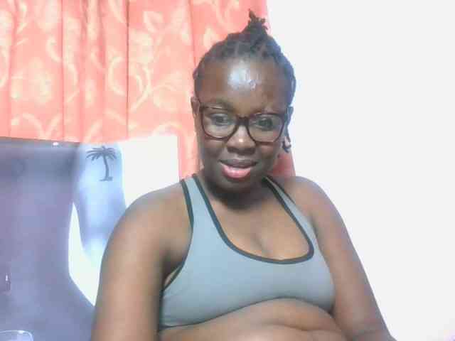 SweetAriah webcam
