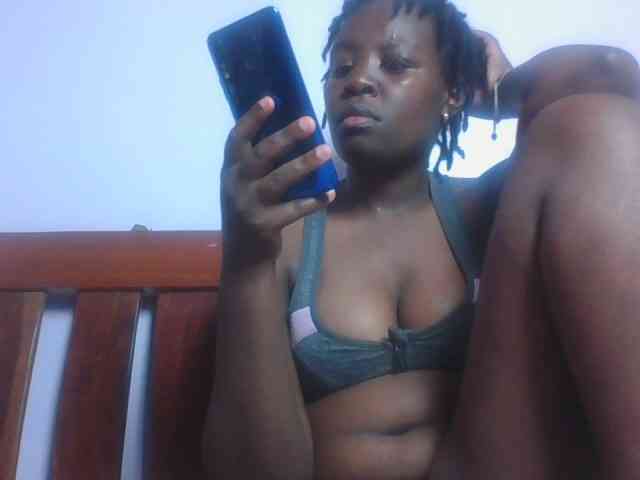 SweetAriah webcam