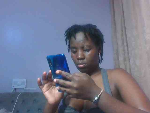 SweetAriah webcam