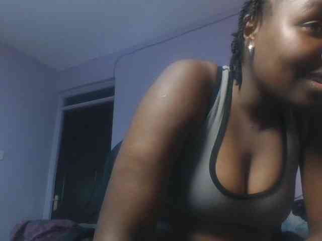 SweetAriah webcam