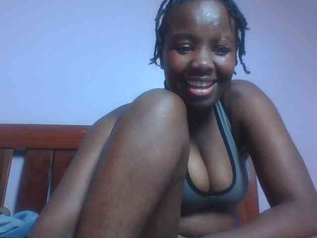 SweetAriah webcam
