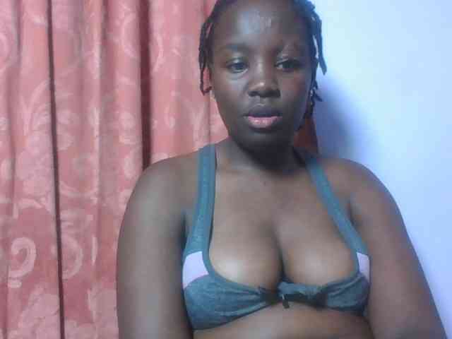 SweetAriah webcam