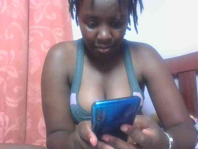 SweetAriah webcam
