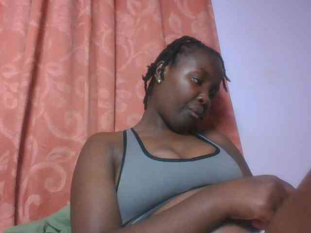 SweetAriah webcam