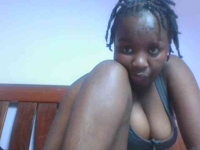 SweetAriah webcam