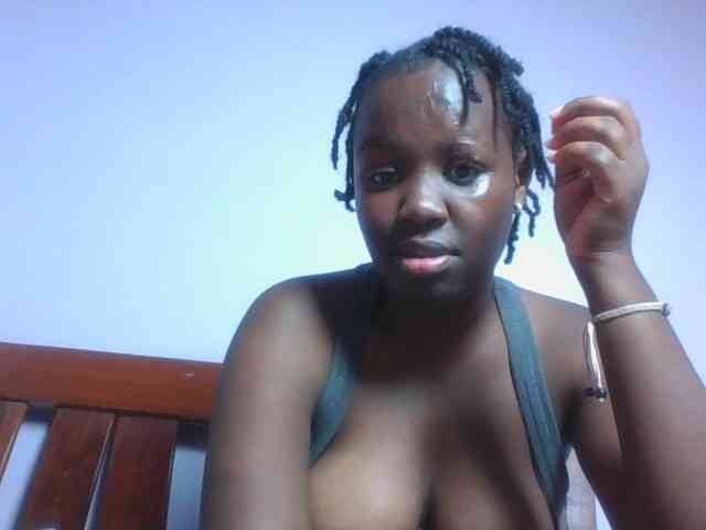 SweetAriah webcam