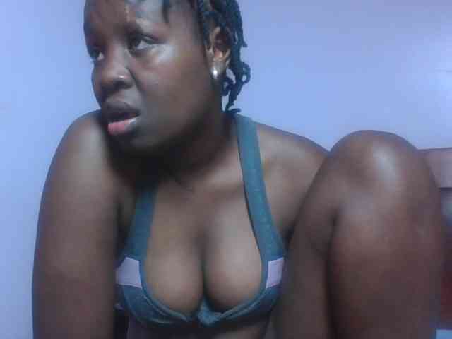 SweetAriah webcam