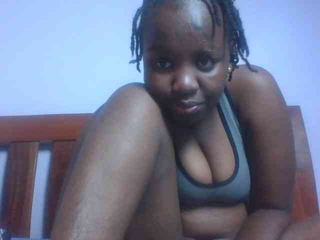 SweetAriah webcam