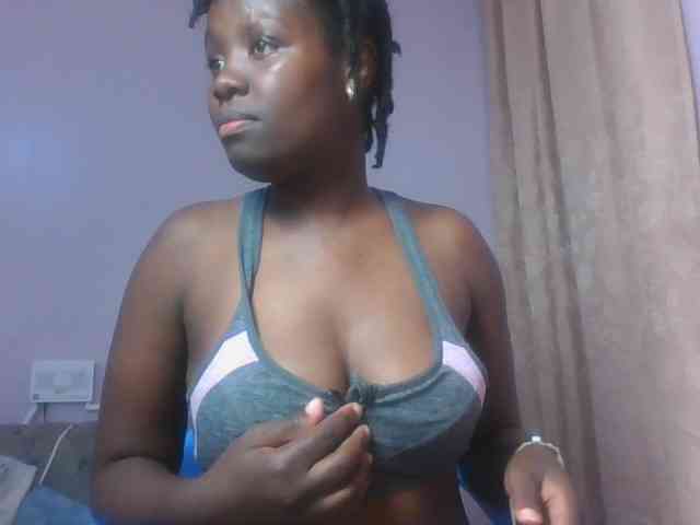 SweetAriah webcam