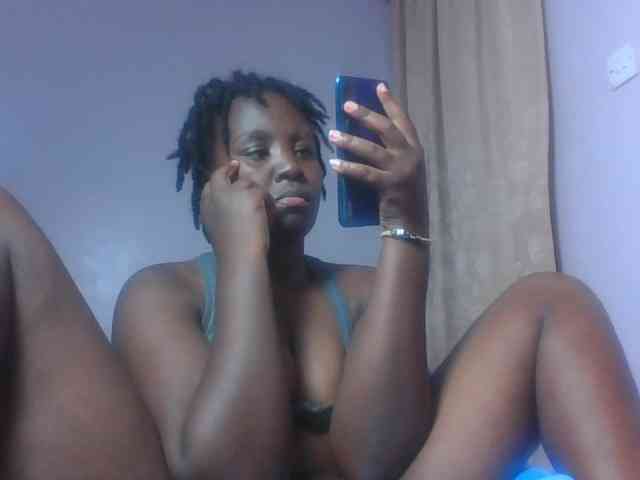 SweetAriah webcam
