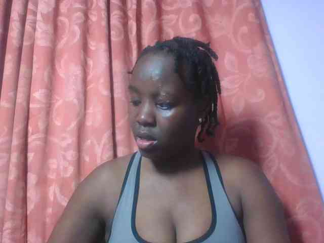 SweetAriah webcam