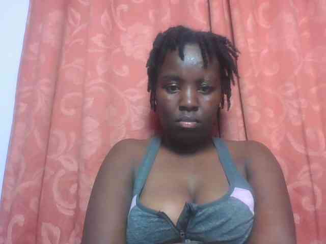 SweetAriah webcam