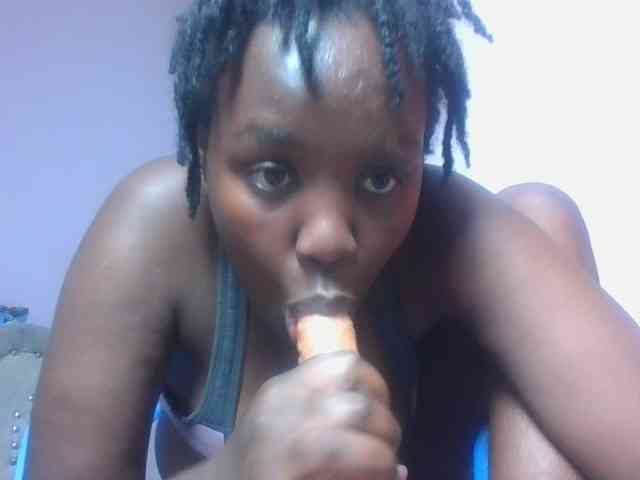 SweetAriah webcam
