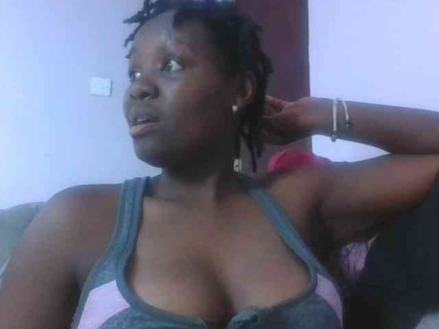 SweetAriah webcam