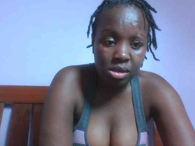 SweetAriah webcam