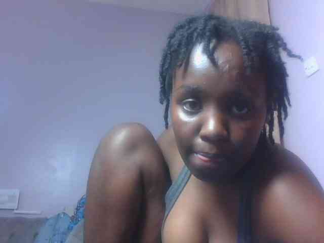 SweetAriah webcam