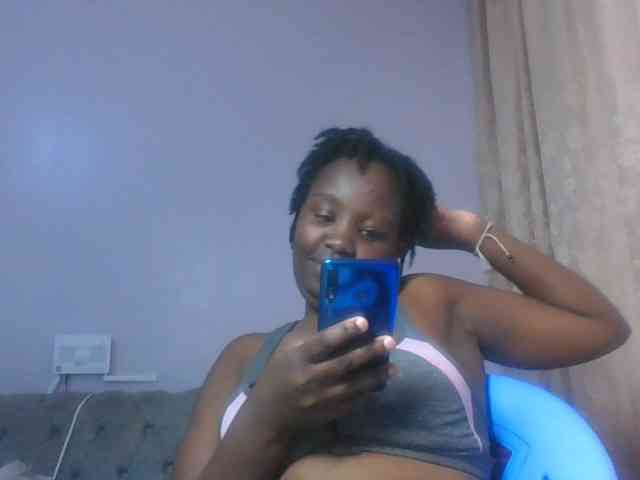 SweetAriah webcam