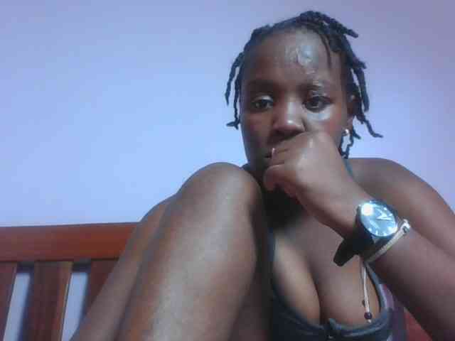 SweetAriah webcam