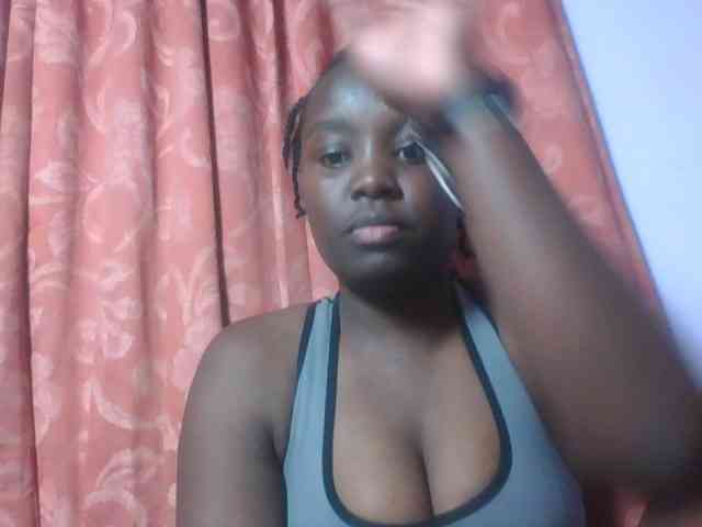 SweetAriah webcam
