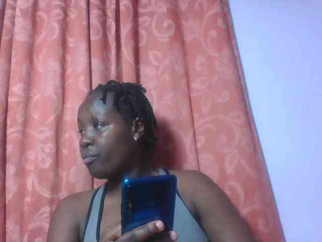 SweetAriah webcam