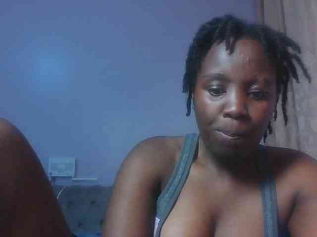 SweetAriah webcam