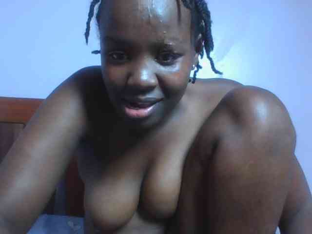 SweetAriah webcam