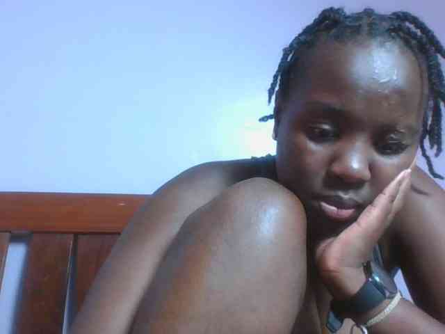 SweetAriah webcam