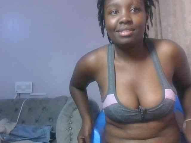 SweetAriah webcam
