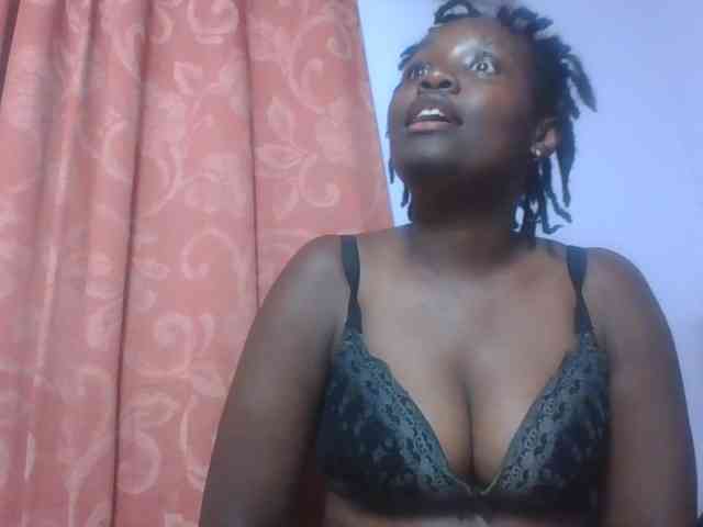 SweetAriah webcam
