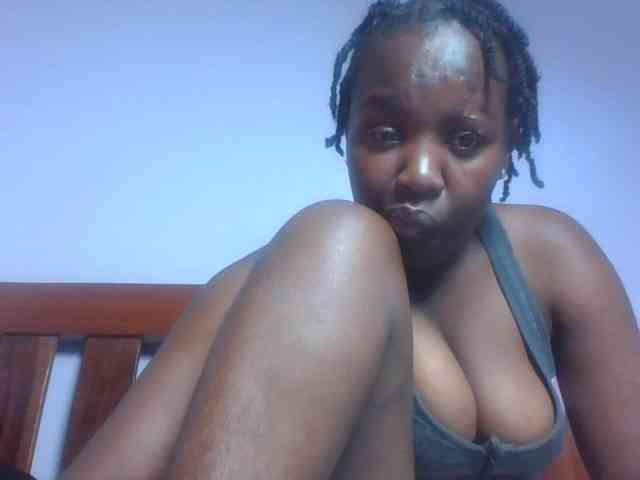 SweetAriah webcam