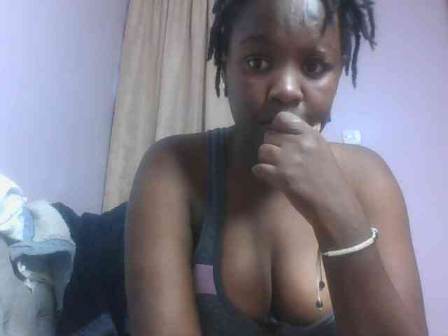 SweetAriah webcam