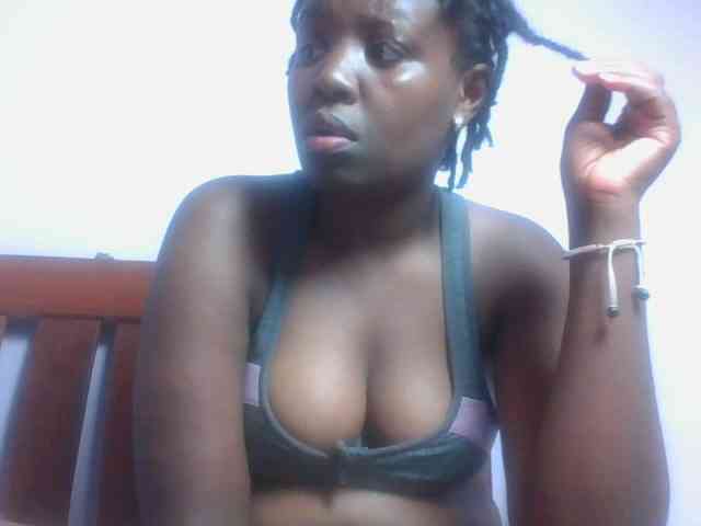 SweetAriah webcam