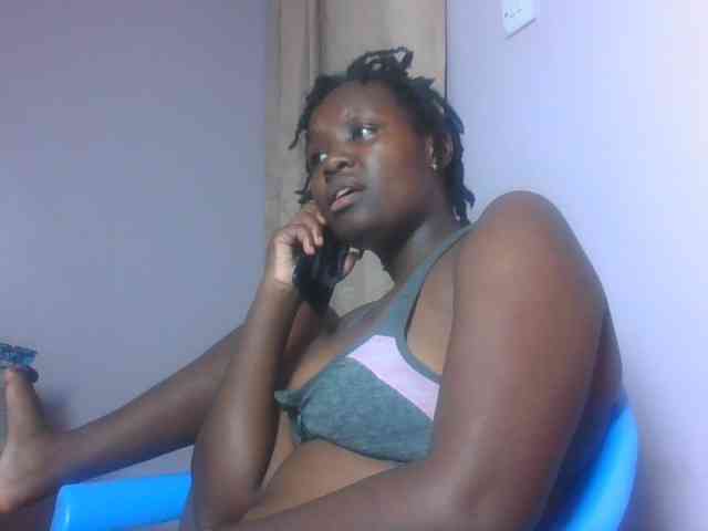 SweetAriah webcam