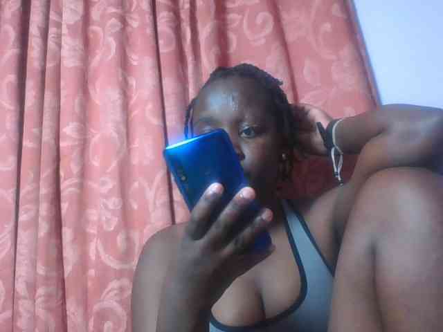 SweetAriah webcam