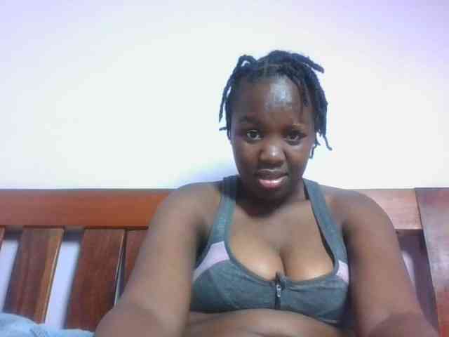 SweetAriah webcam