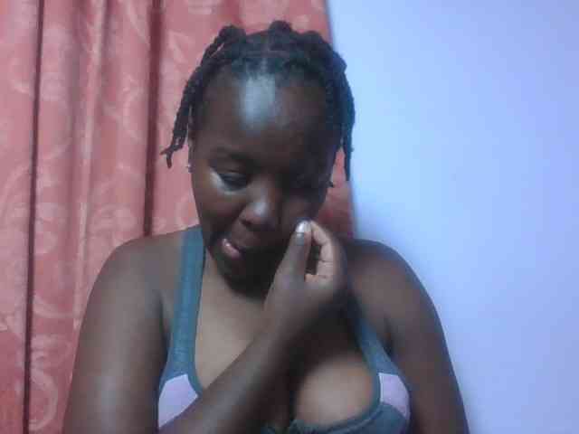 SweetAriah webcam